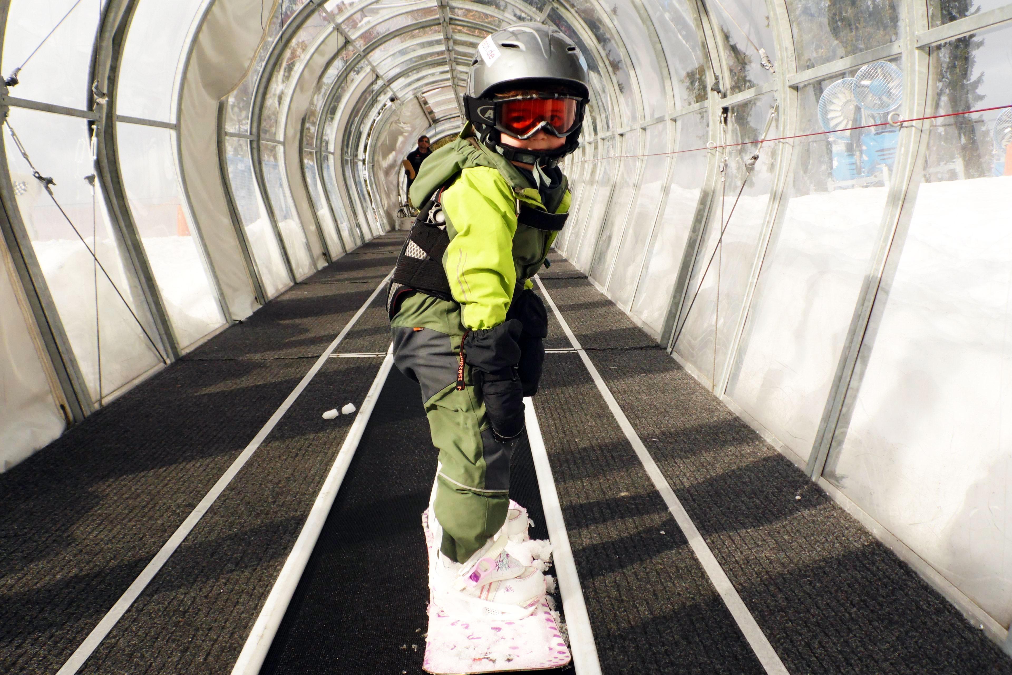 Berwang - Private Snowboarding Lessons for Kids (up to 10 y.)