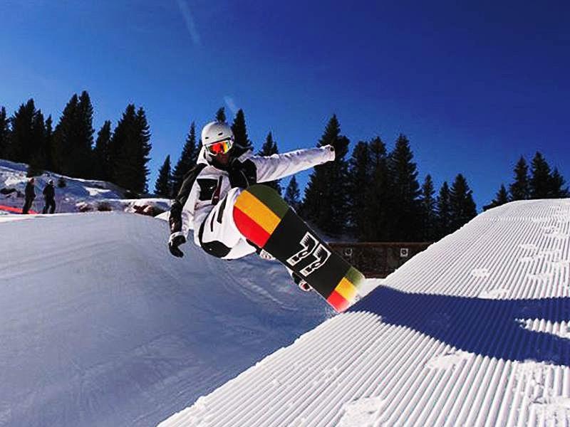 Val d'Isere - Private Snowboarding Lessons - High Season - Morning