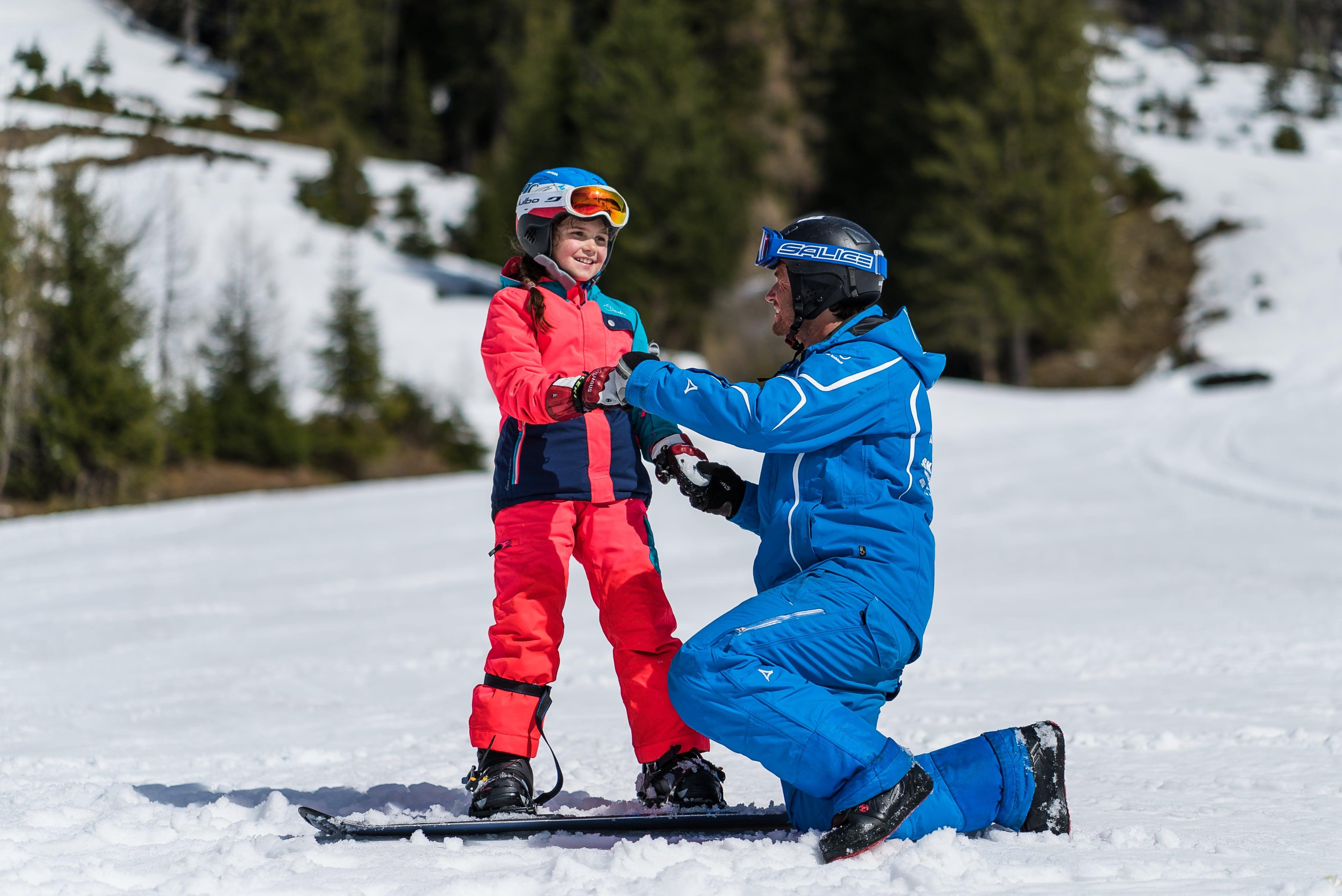 Flachau - Kids Snowboarding Lessons (8-15 y.) for All Levels