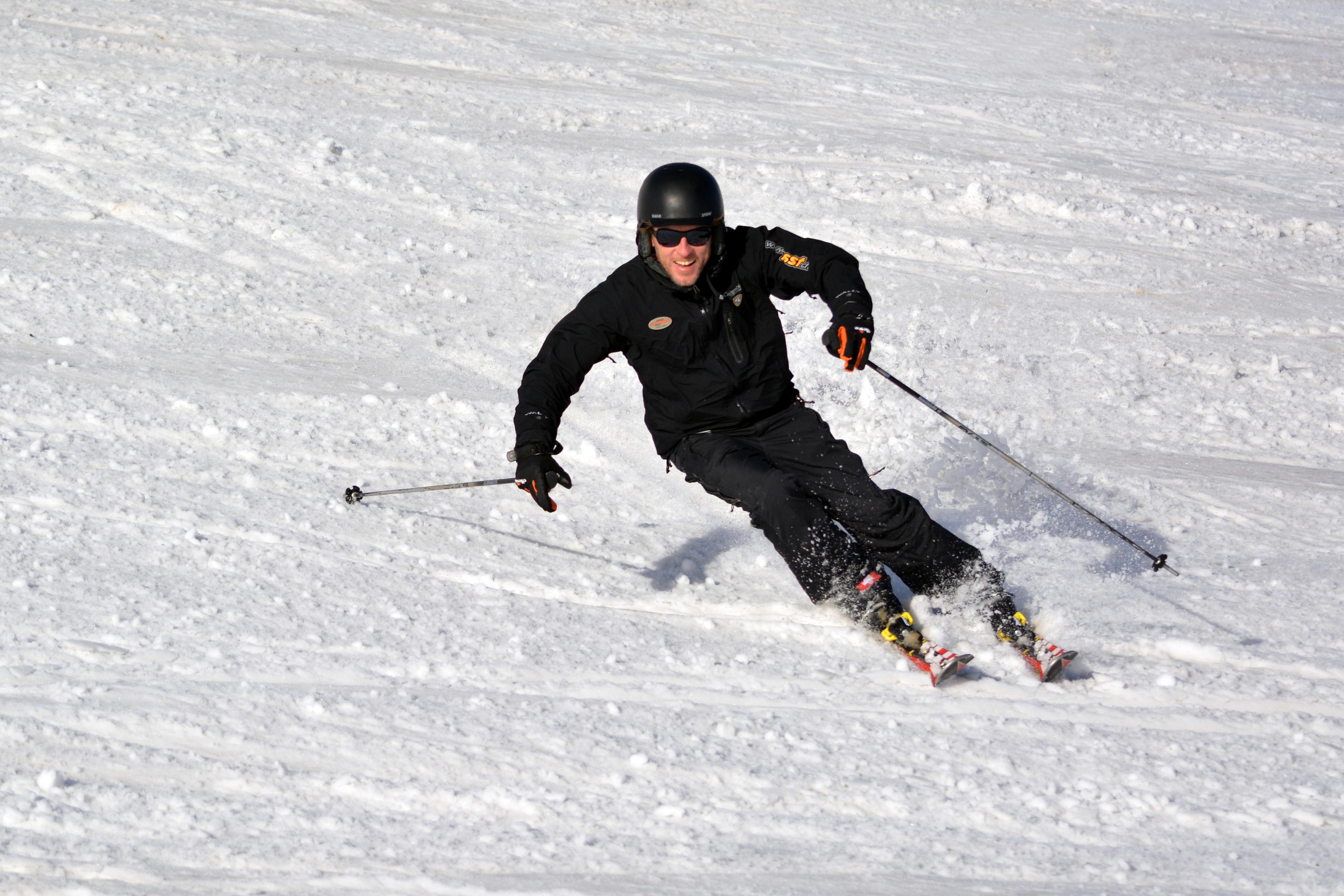 Gstaad - Private Ski Lessons for Adults of All Levels - Morning
