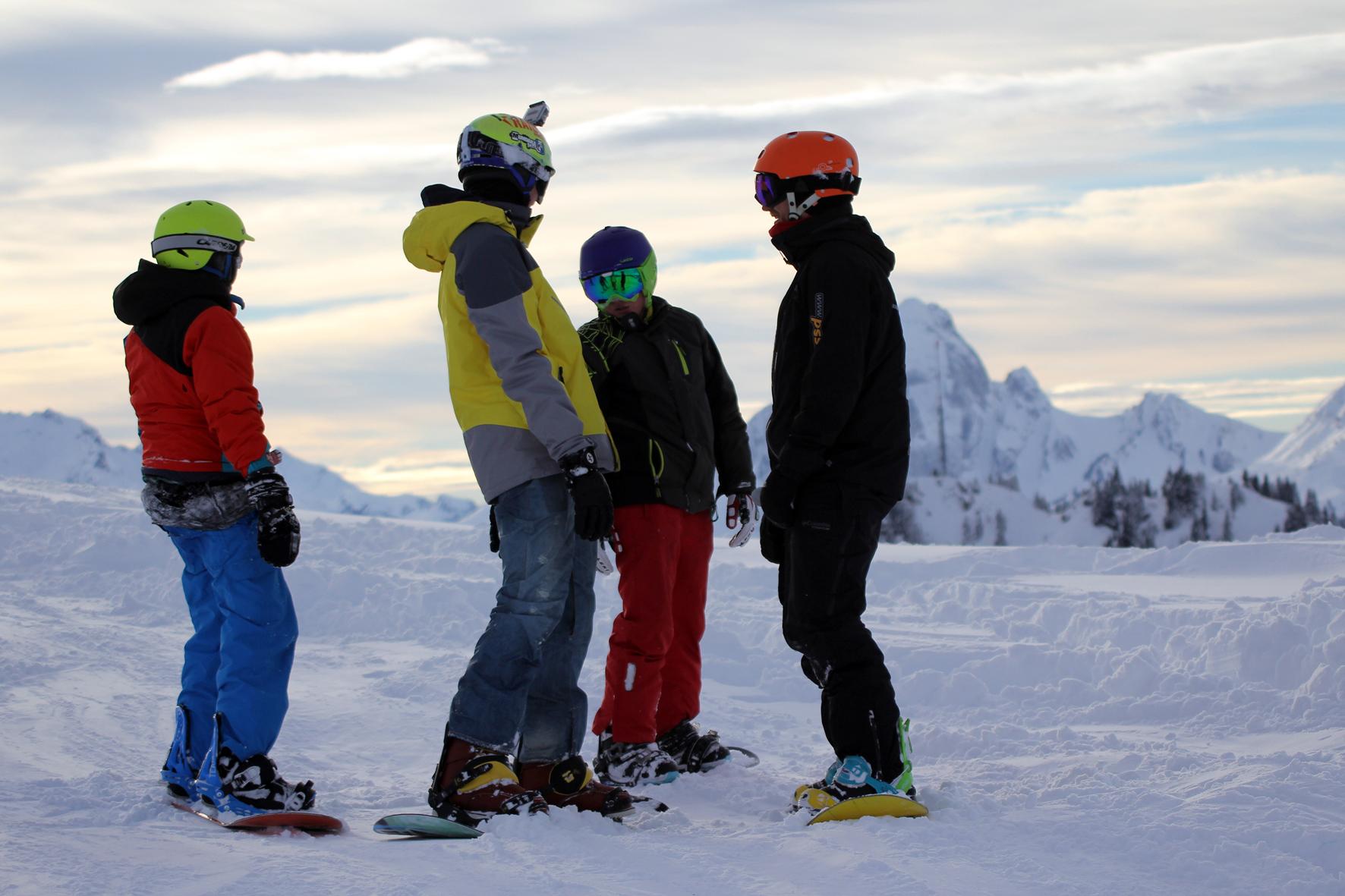 Gstaad - Private Snowboarding Lessons for All Levels - Full Day