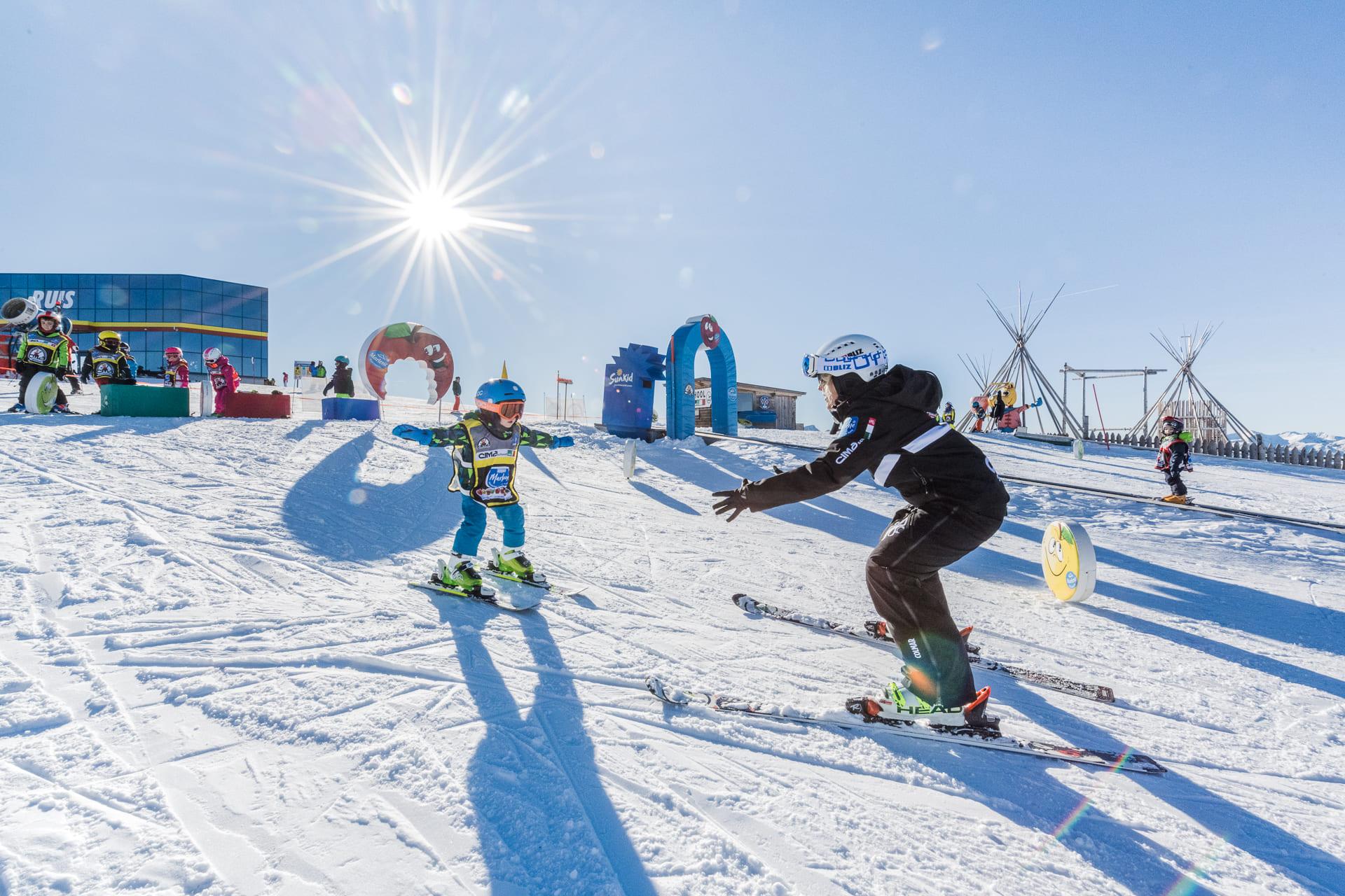 Kronplatz - Trial Kids Ski Lessons for Toddlers (3 y.)