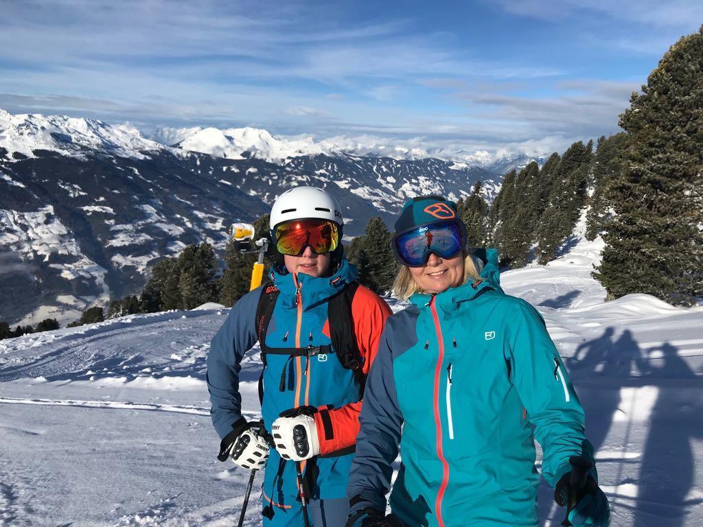 Zell am Ziller - Adult Ski Lessons for Intermediate Skiers