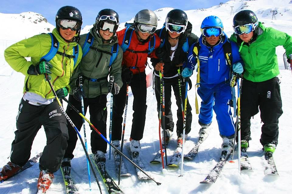 Val d'Isere - Adult Ski Lessons + Ski Pass for Beginners