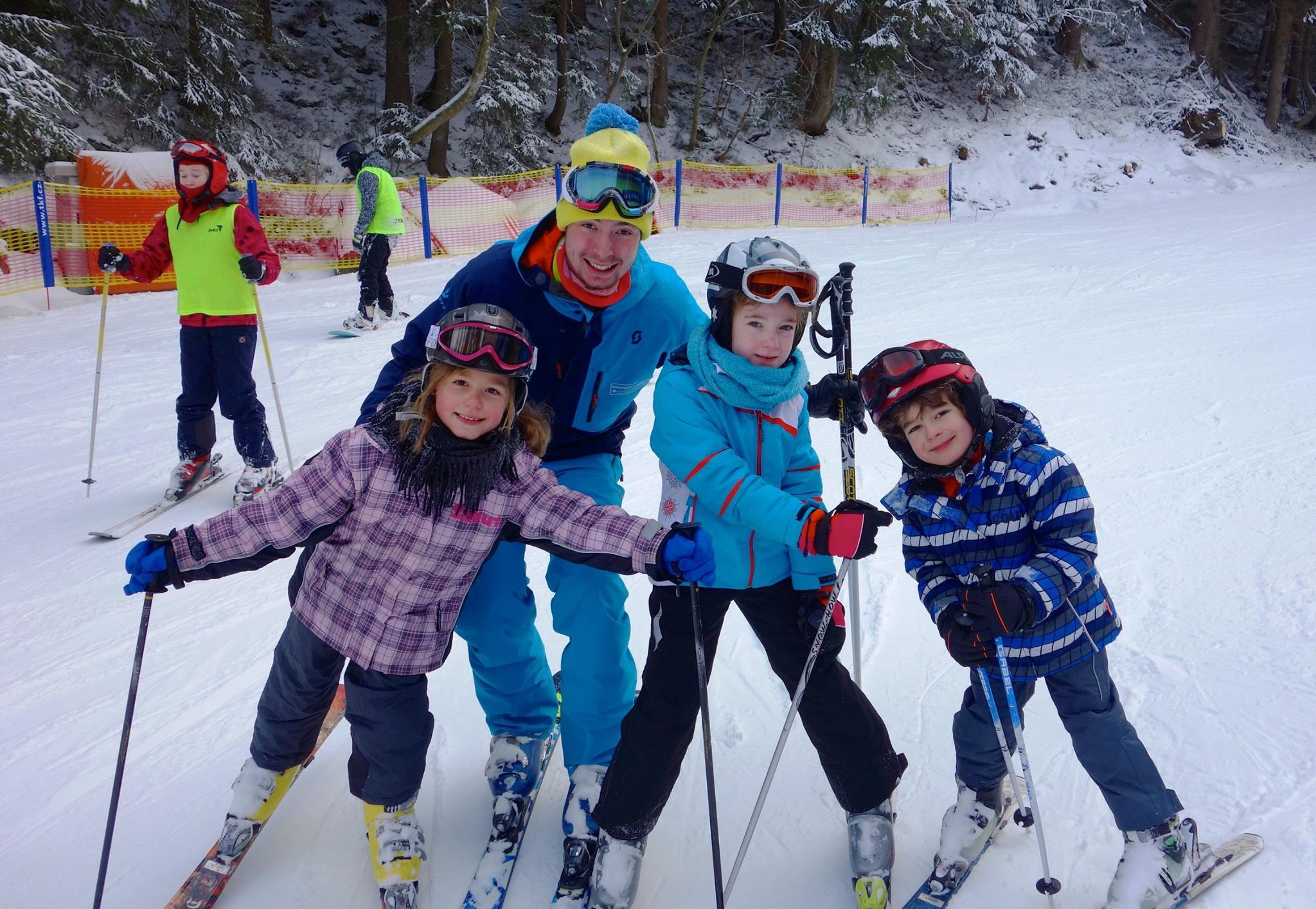 Pec pod Snezkou - Private Ski Lessons for Families of All Levels