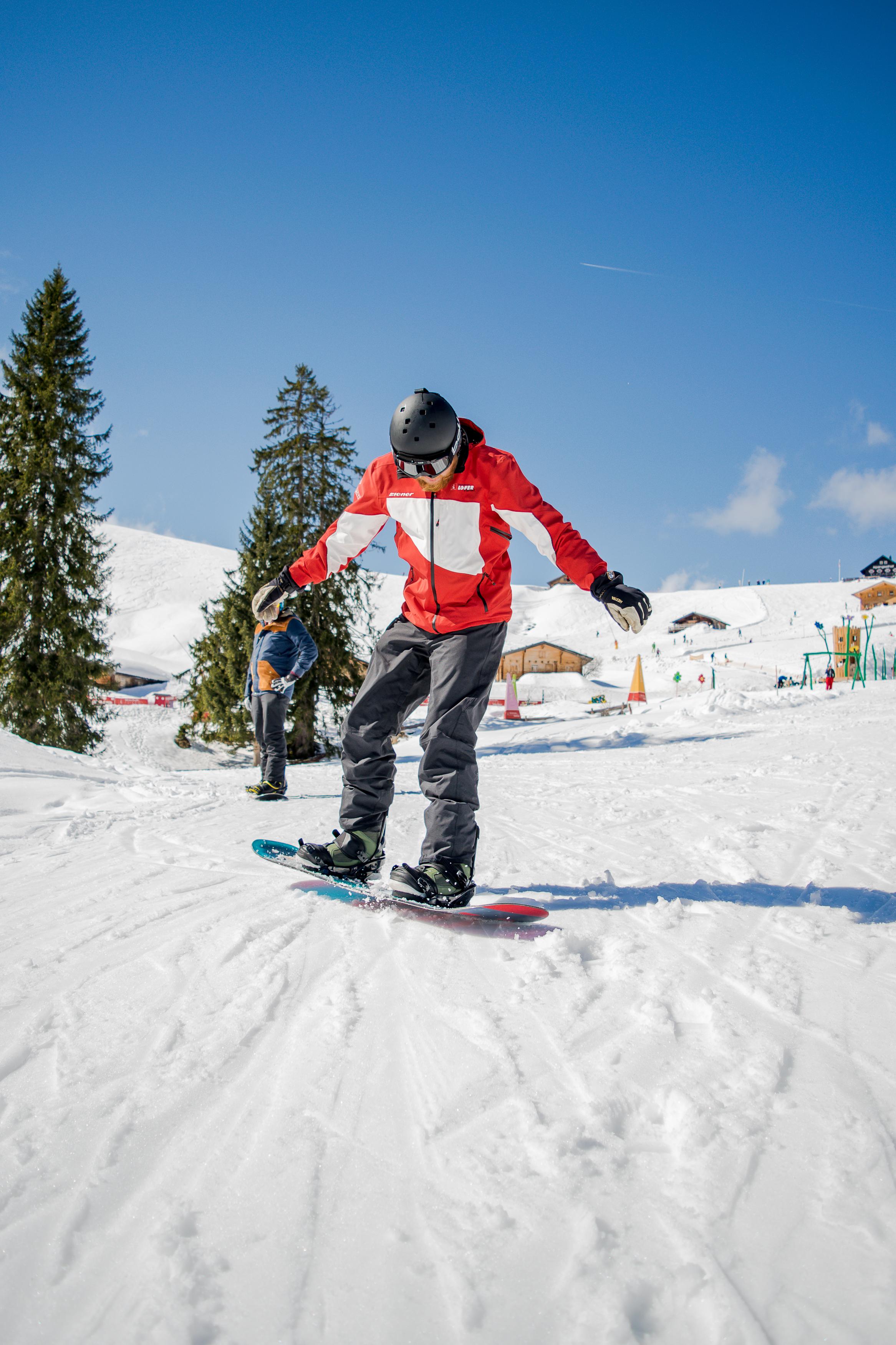 Almenwelt Lofer - Snowboarding Lessons (from 8 y.) for Advanced Boarders