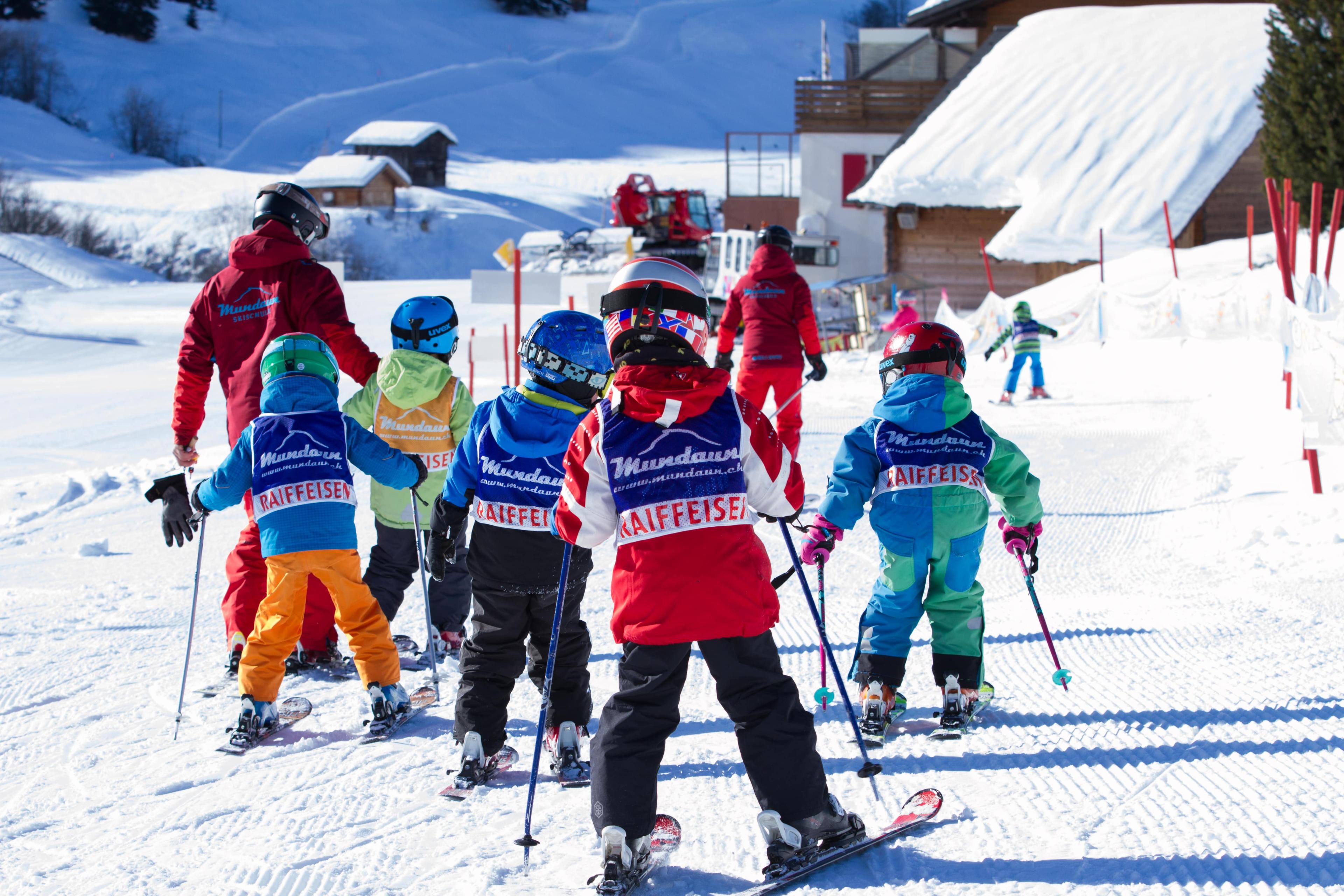 Obersaxen Mundaun - Ski Lessons for Kids (from 6 years) - All Levels