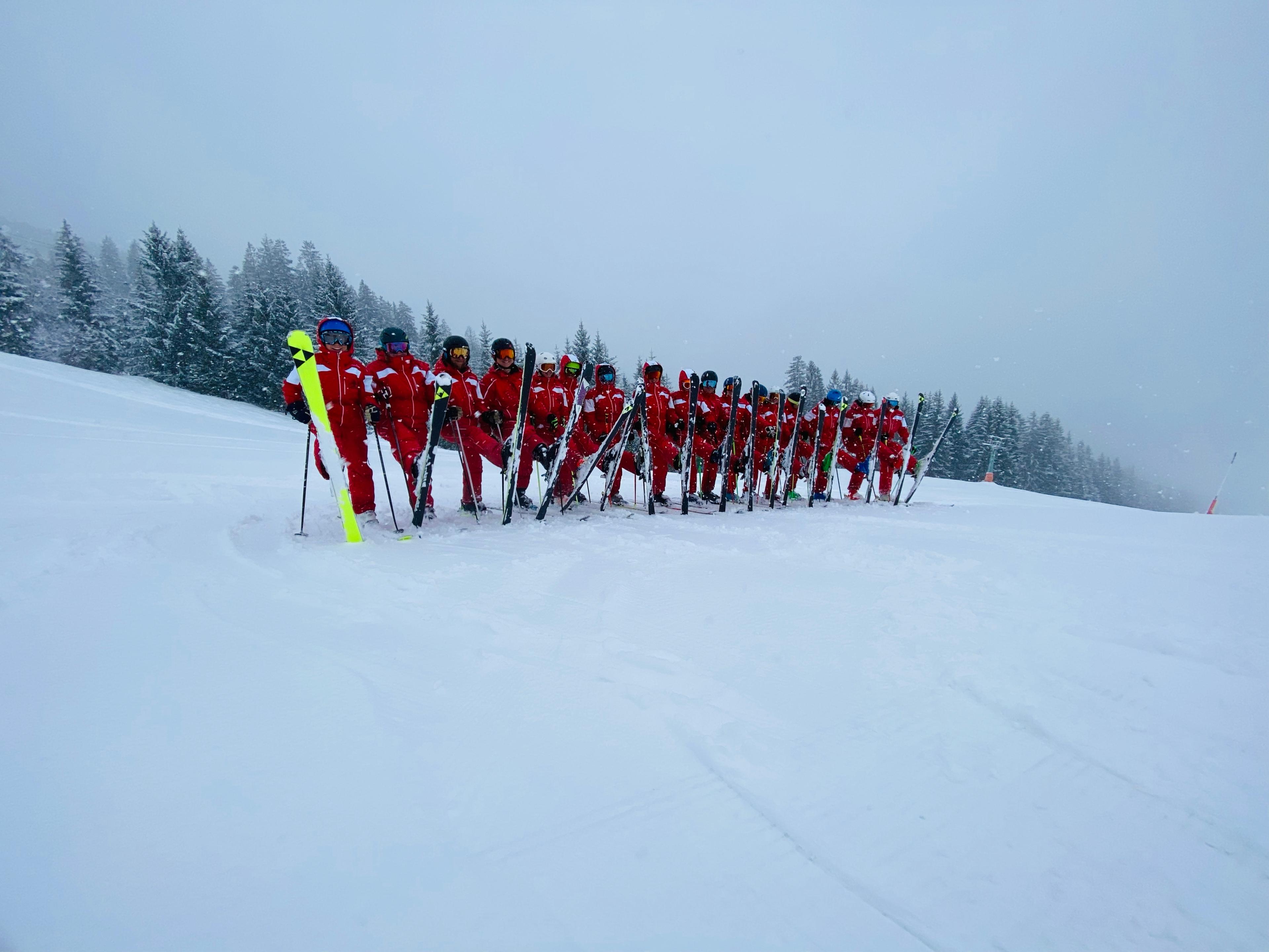 St Johann - Ski Lessons for Teens (from 10 y.) of All Levels