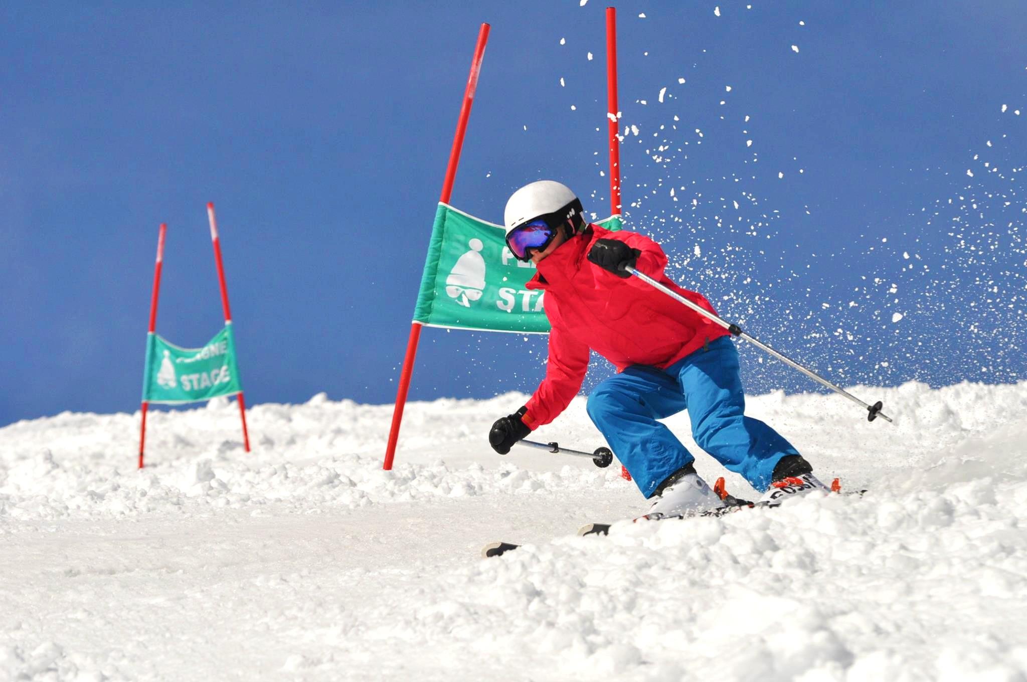 La Plagne - Teen & Adult Slalom Skiing Lessons for Advanced Skiers