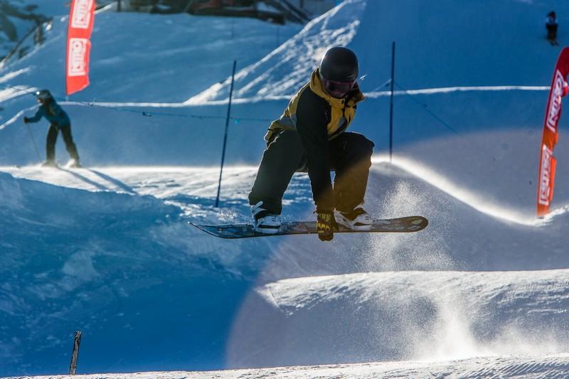 Kaprun - Private Snowboarding Lessons for All Levels & Ages
