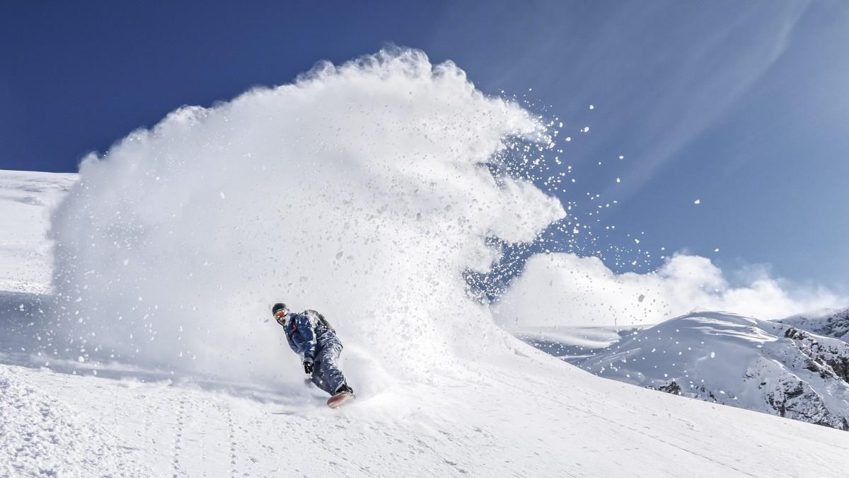 St Johann - Freeriding - Ski & Snowboard Guiding