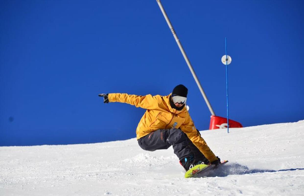Formigal - Snowboard Lessons (from 14 y.) for All Levels in Low Season