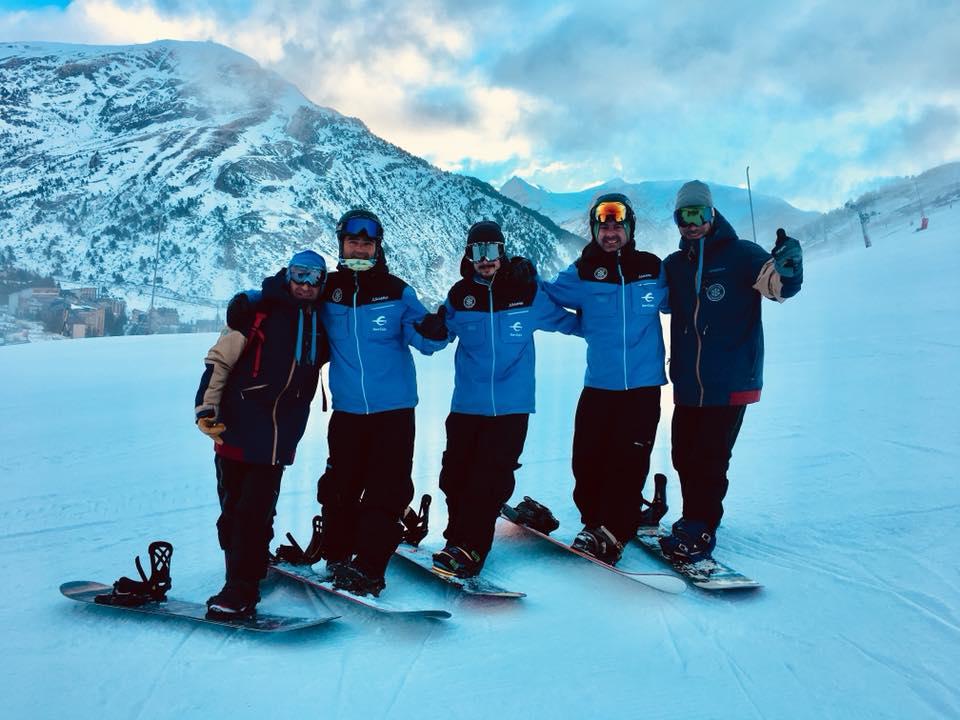 Candanchú - Snowboard Lessons for Kids & Adults - Beginner