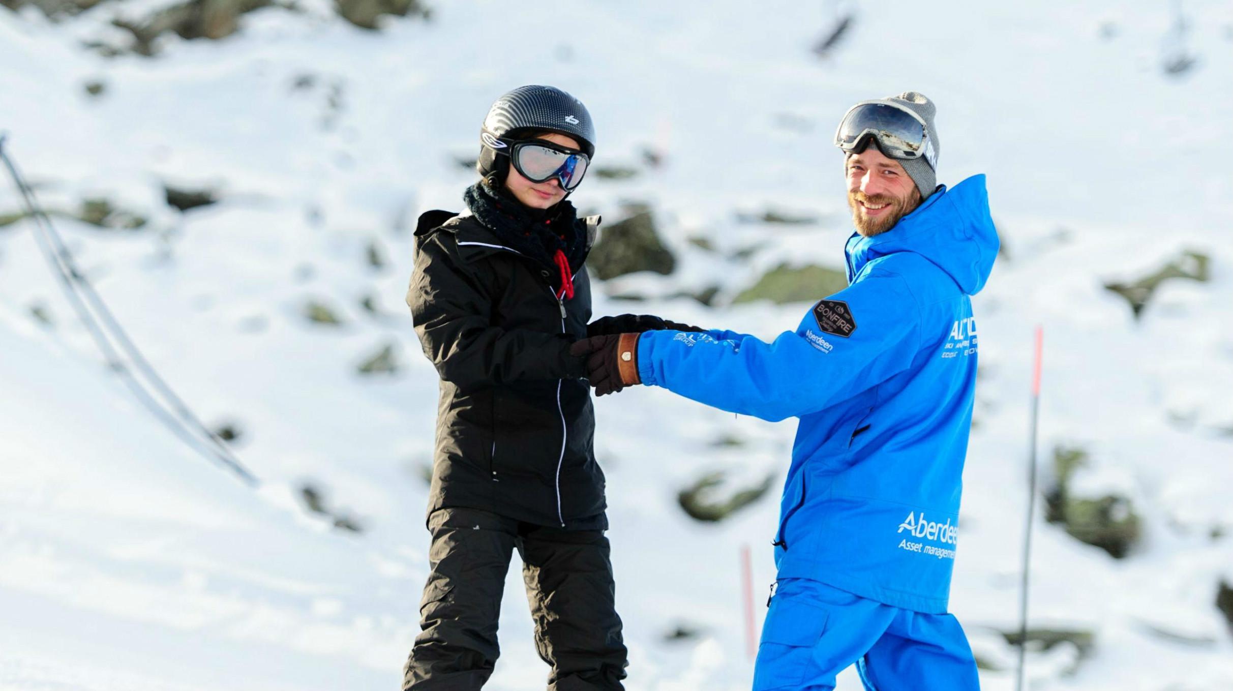 Gstaad - Private Snowboarding Lessons for All Levels & Ages in Gstaad