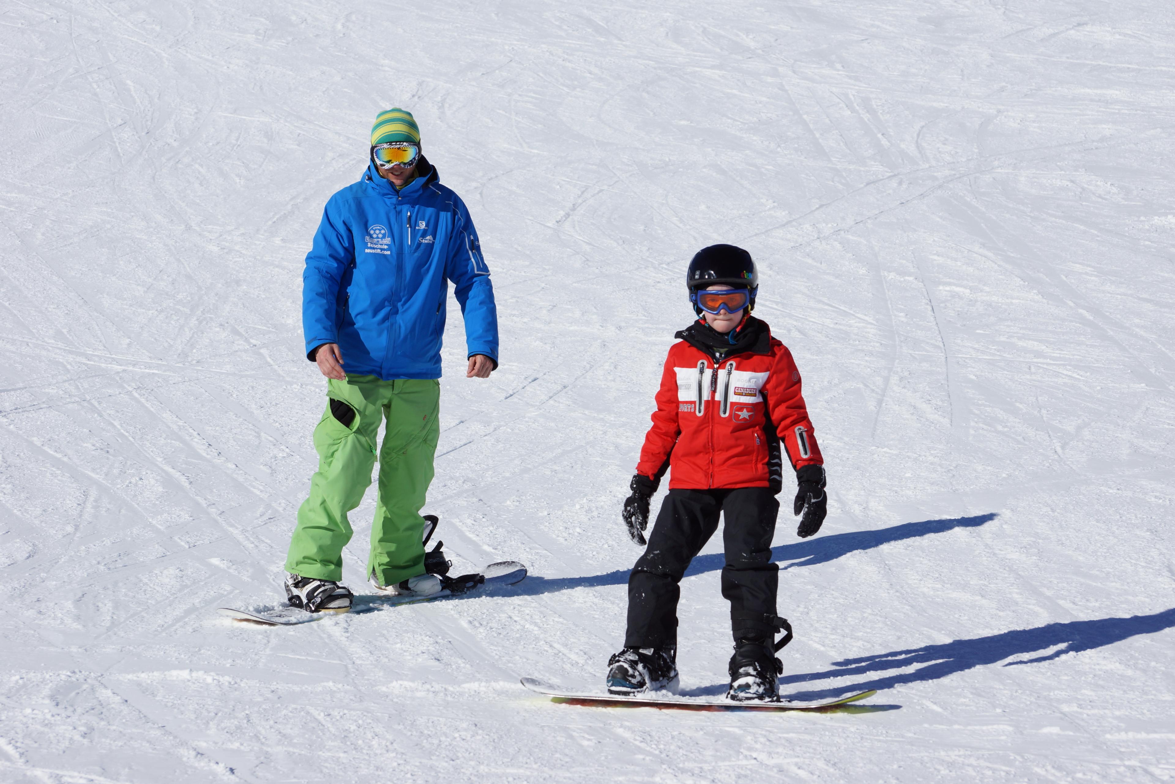 Stubai Gletscher - Kids Snowboarding Lessons