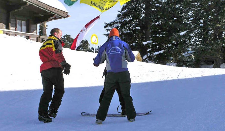Mayrhofen - Adult Snowboarding Lessons