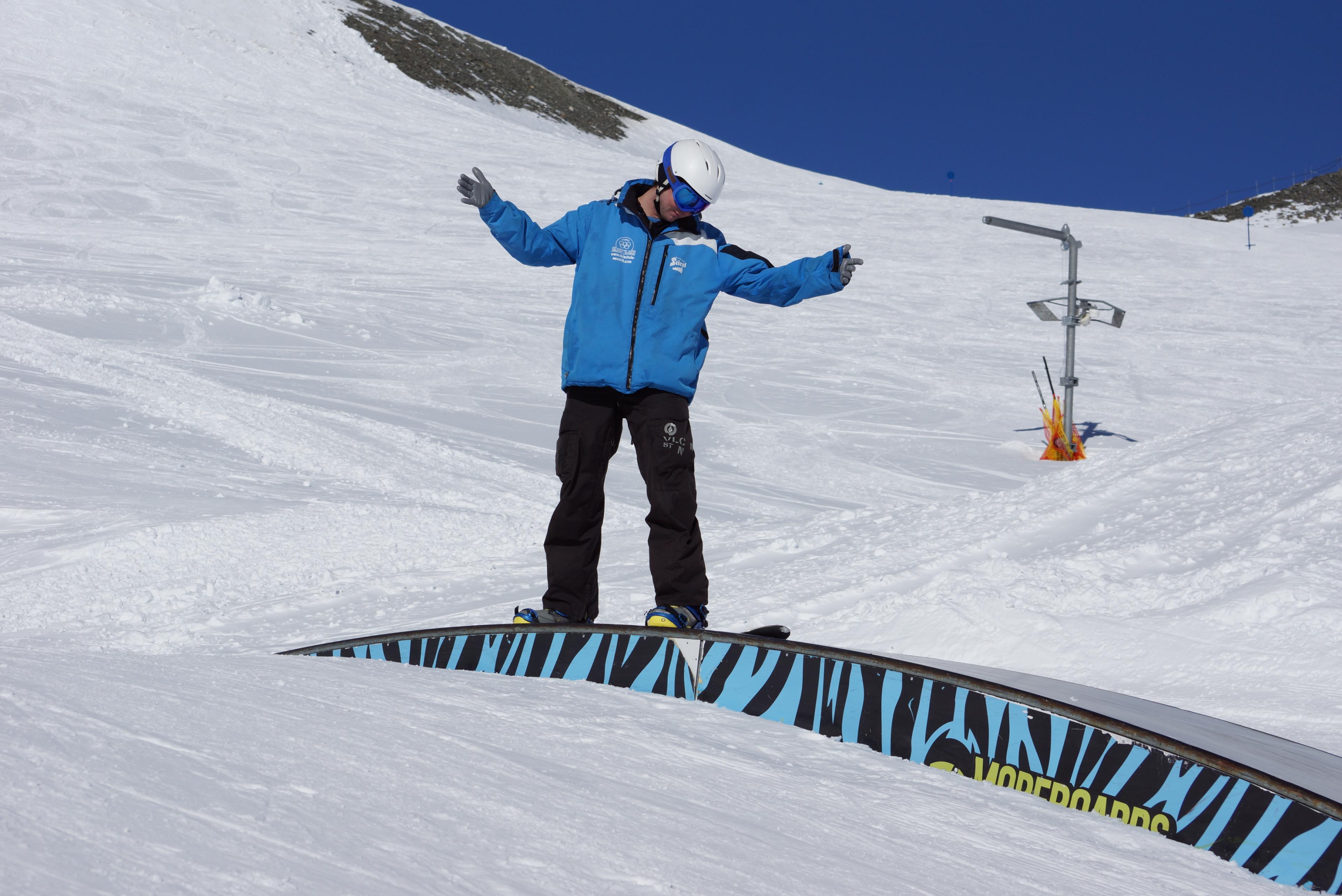 Stubai Gletscher - Private Snowboarding Lessons for Kids & Adults of All Levels