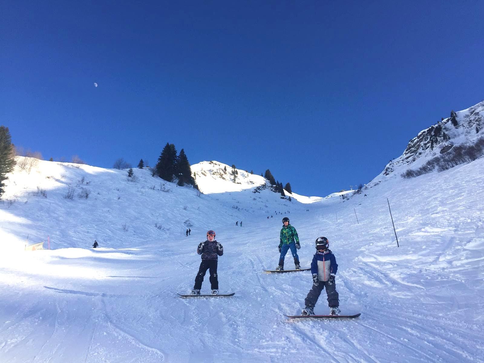 Morzine - Snowboarding Lessons for First Timers - February - Morning