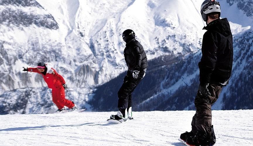 Chamonix - Snowboarding Lessons (from 13 y.) for All Levels in Chamonix