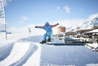 Sestriere - Snowboarding Lessons for Kids & Adults - Advanced