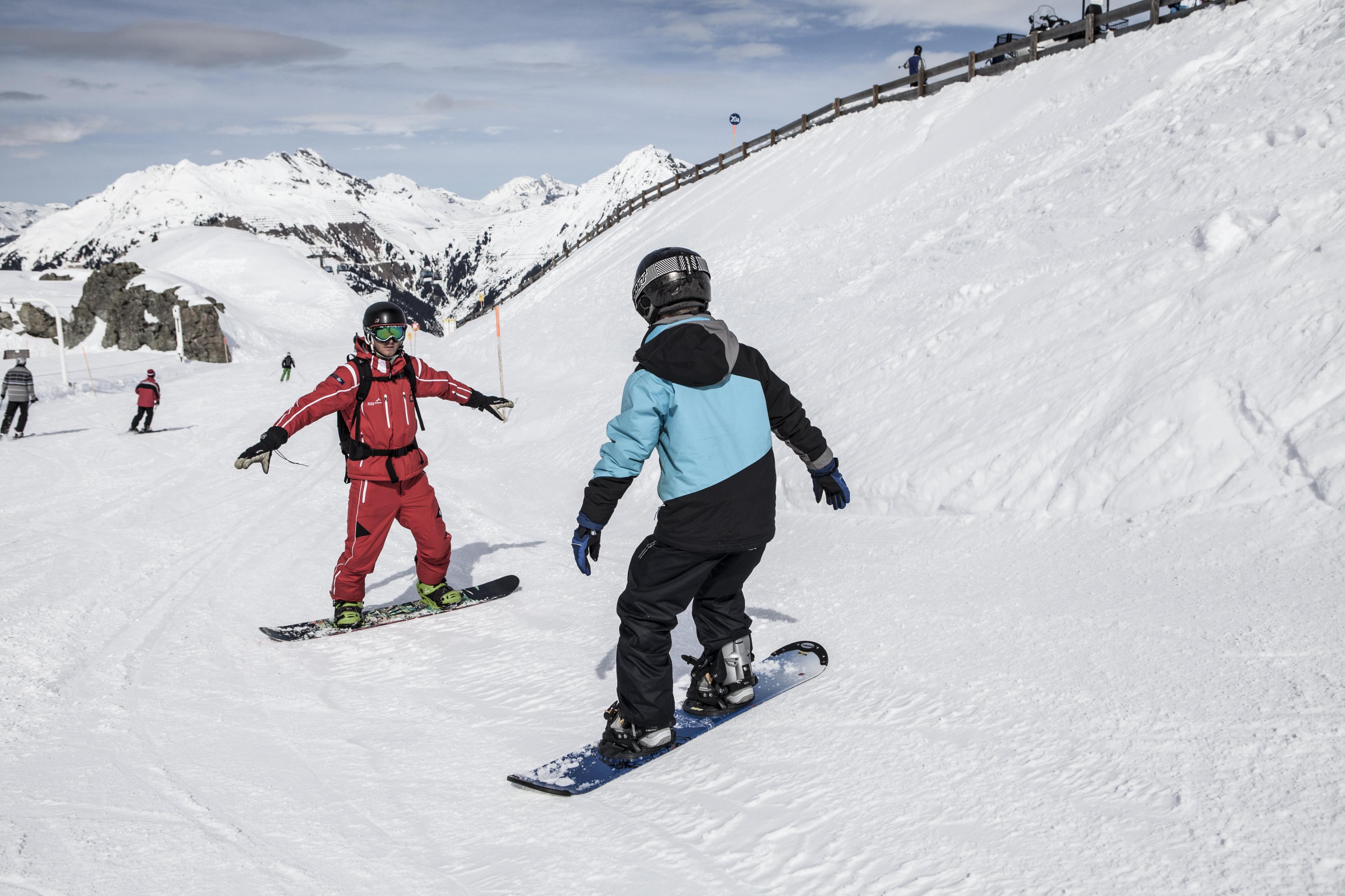 Montafon - Snowboarding Lessons (from 12 y.) for Beginners