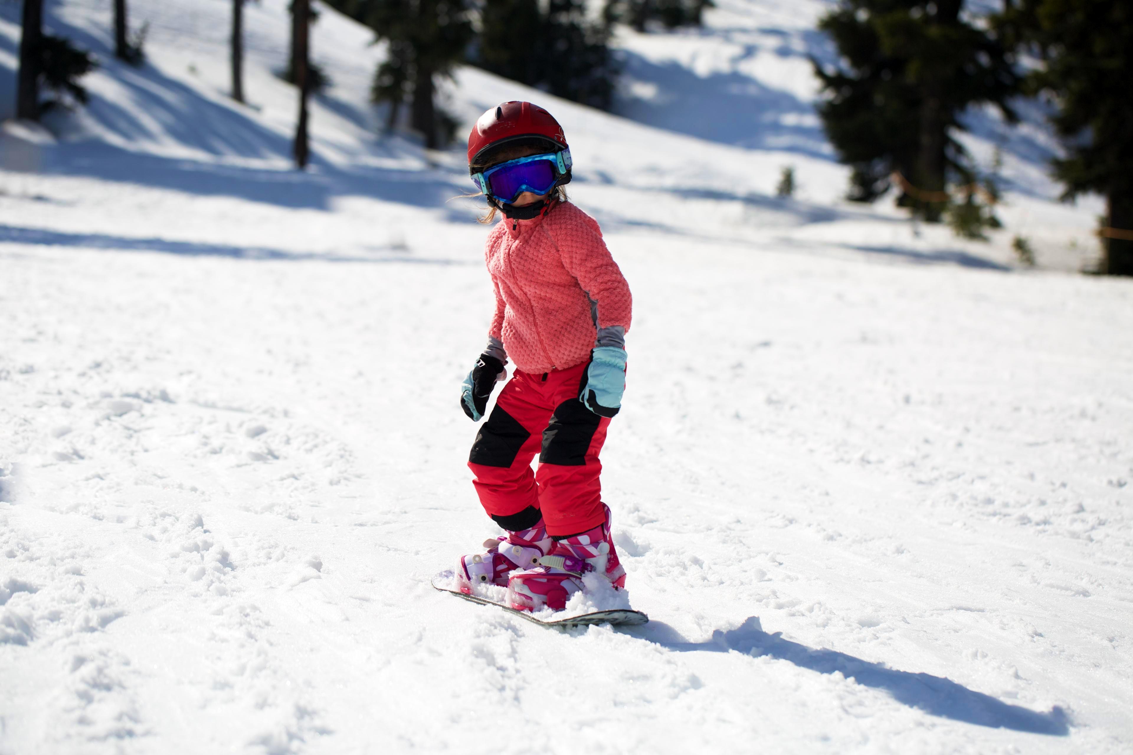 Sestriere - Snowboarding Lessons for Kids & Adults - Beginner