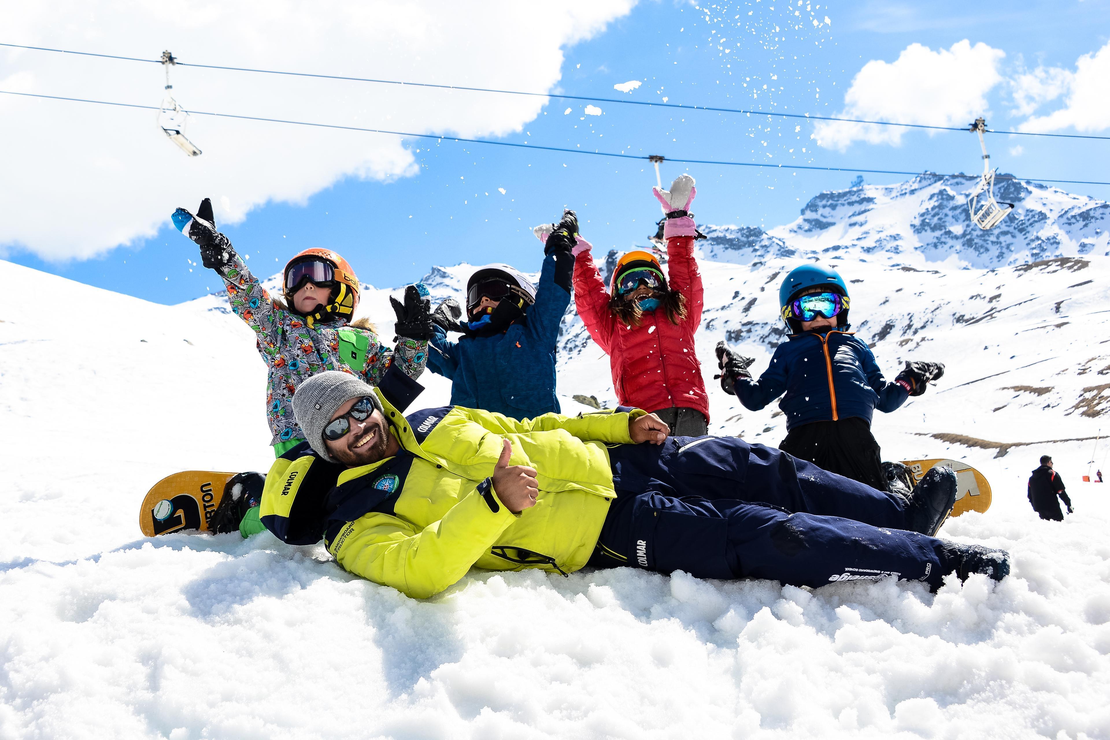 Meribel - Snowboarding Lessons for Kids - All Levels & Ages