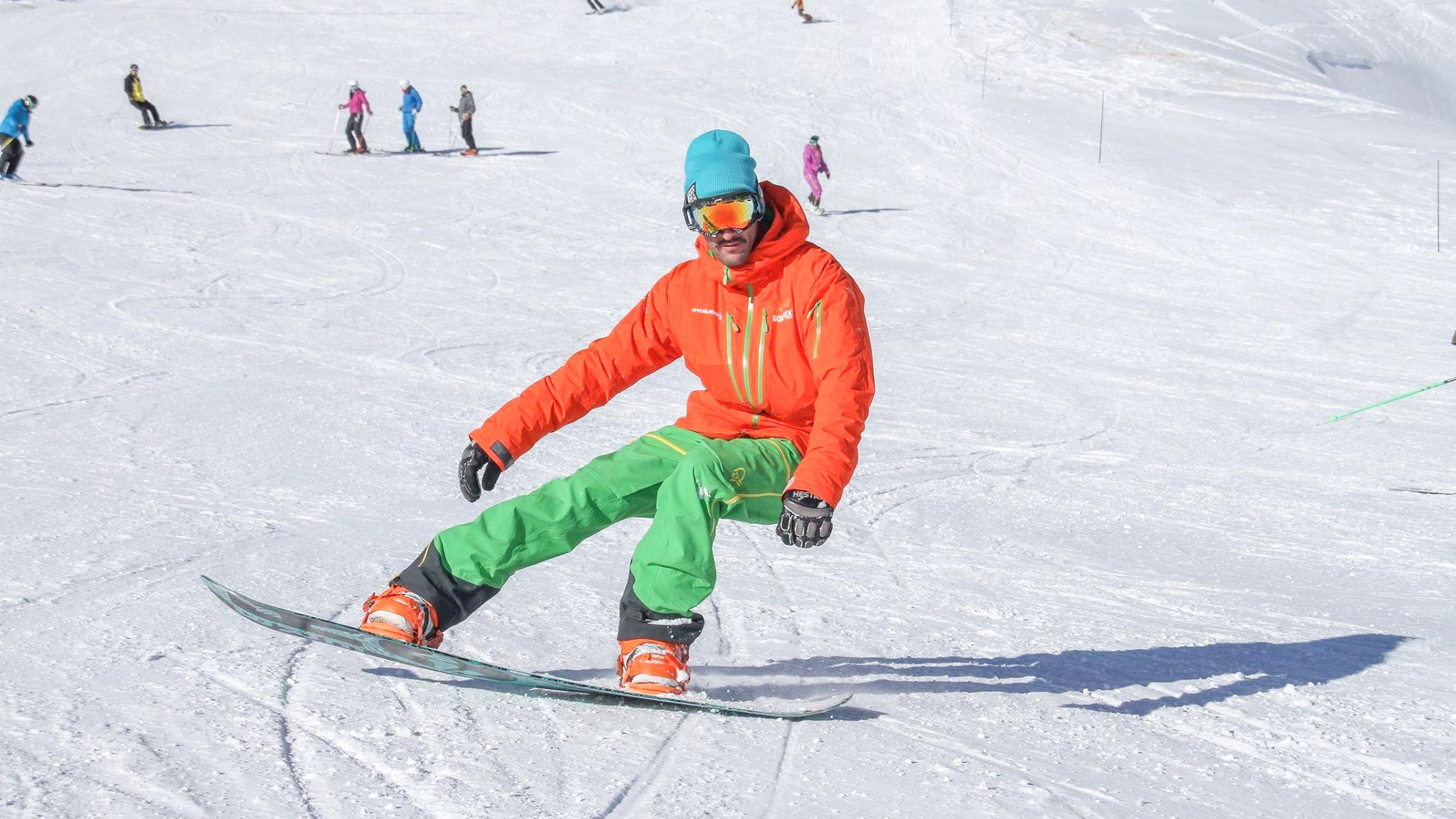 Val d'Isere - Snowboarding Lessons Kids & Adults - Afternoon