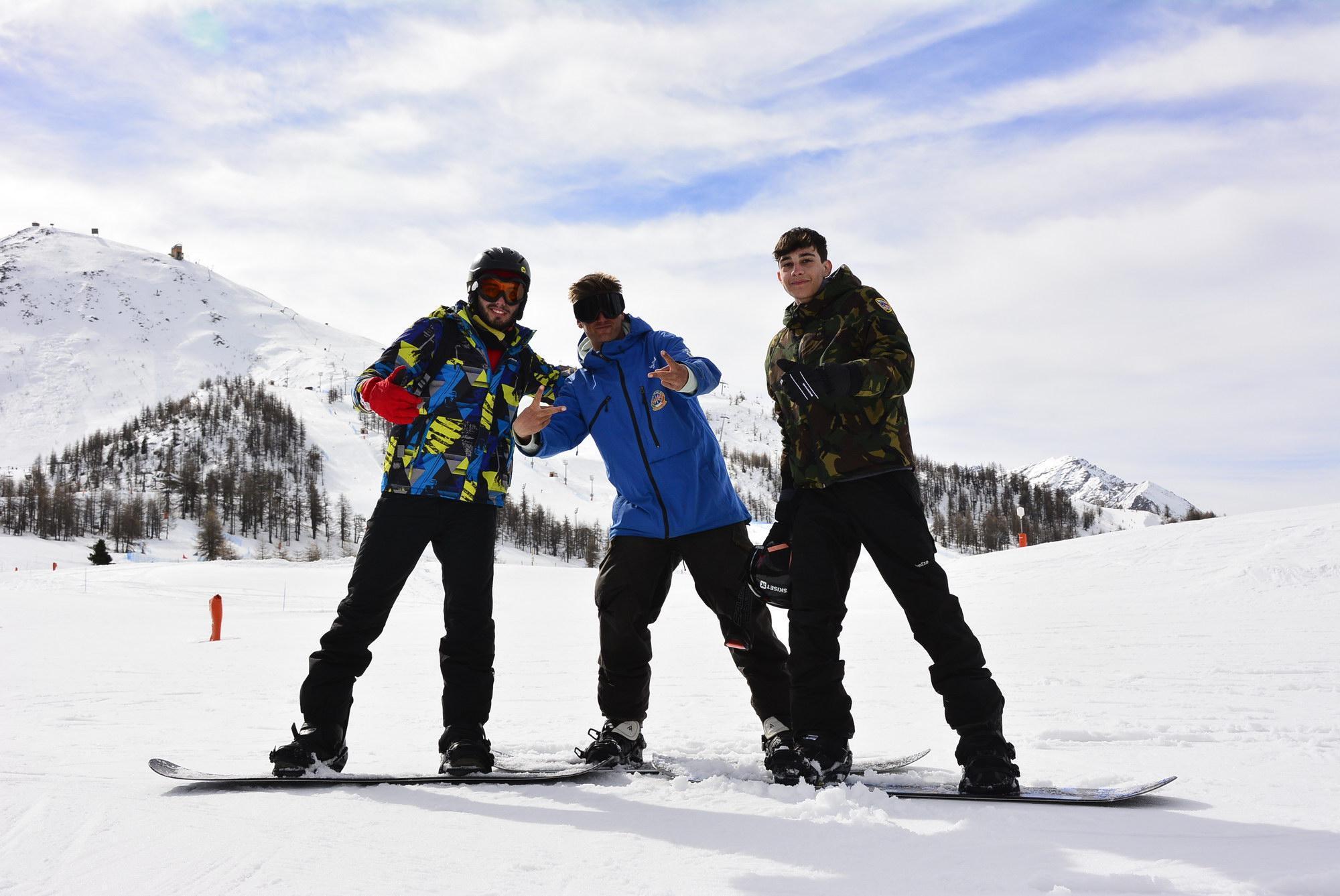 Sestriere - Kids/Adults Snowboarding Lessons for All Levels