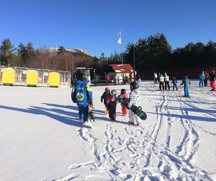 Ovindoli - Snowboarding Lessons for Kids & Adults for Beginners
