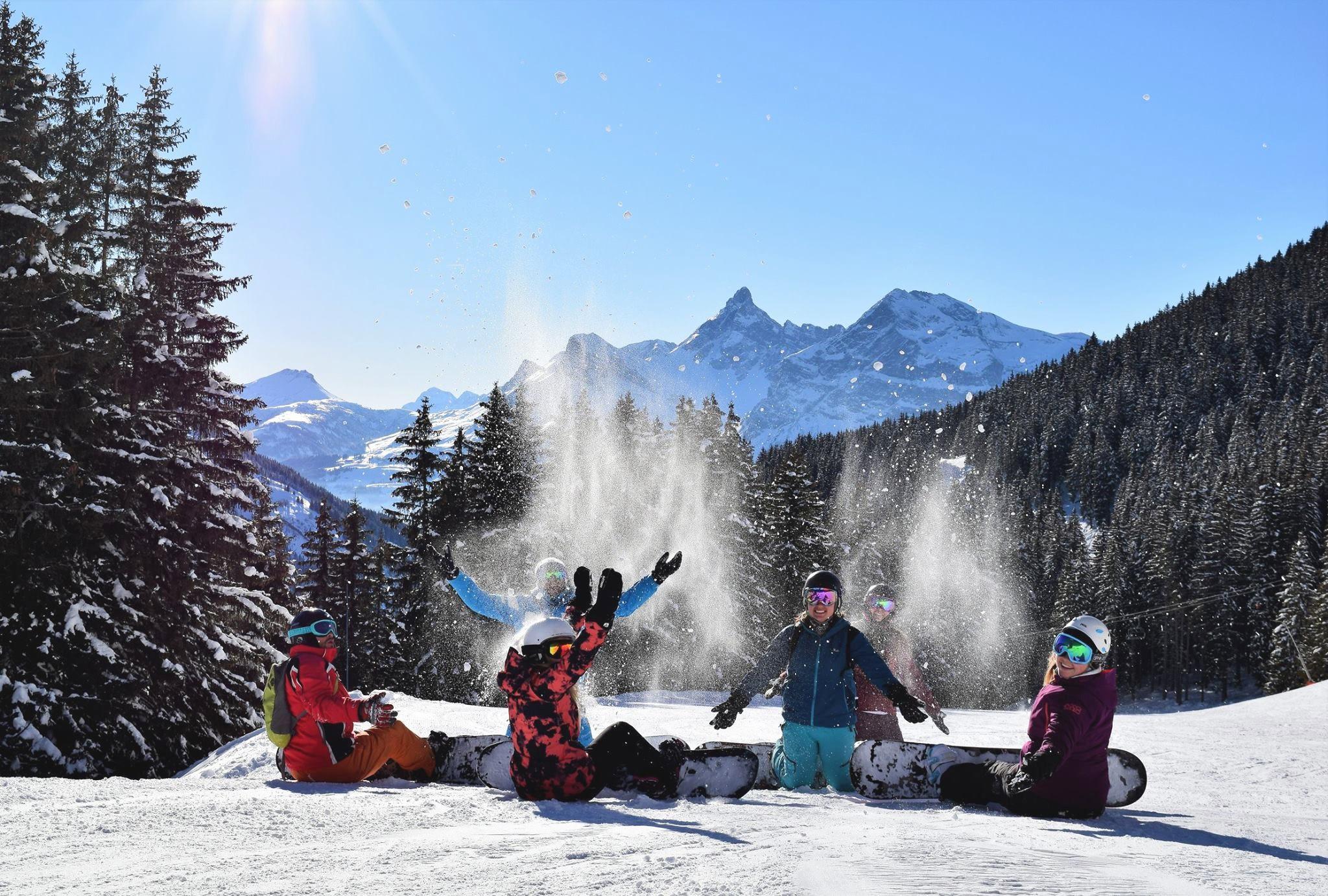 Avoriaz - Snowboarding Lessons (from 10 y.) for All Levels - Morning