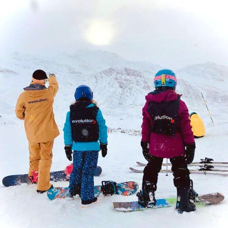 Val Thorens - Snowboarding Lessons (from 4 y.) for All Levels
