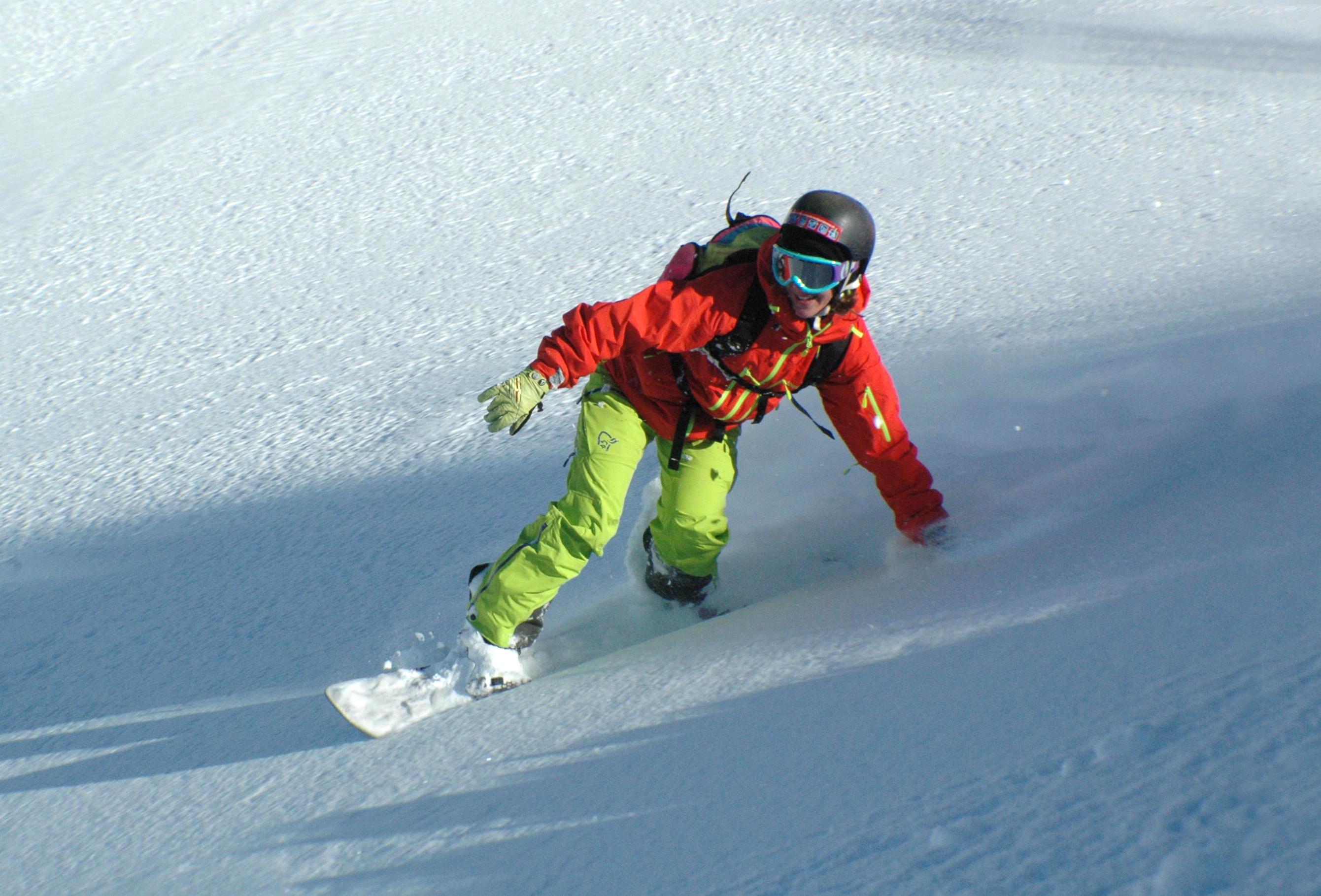 Davos - Kids Snowboarding Lessons (6-17 y.) for All Levels